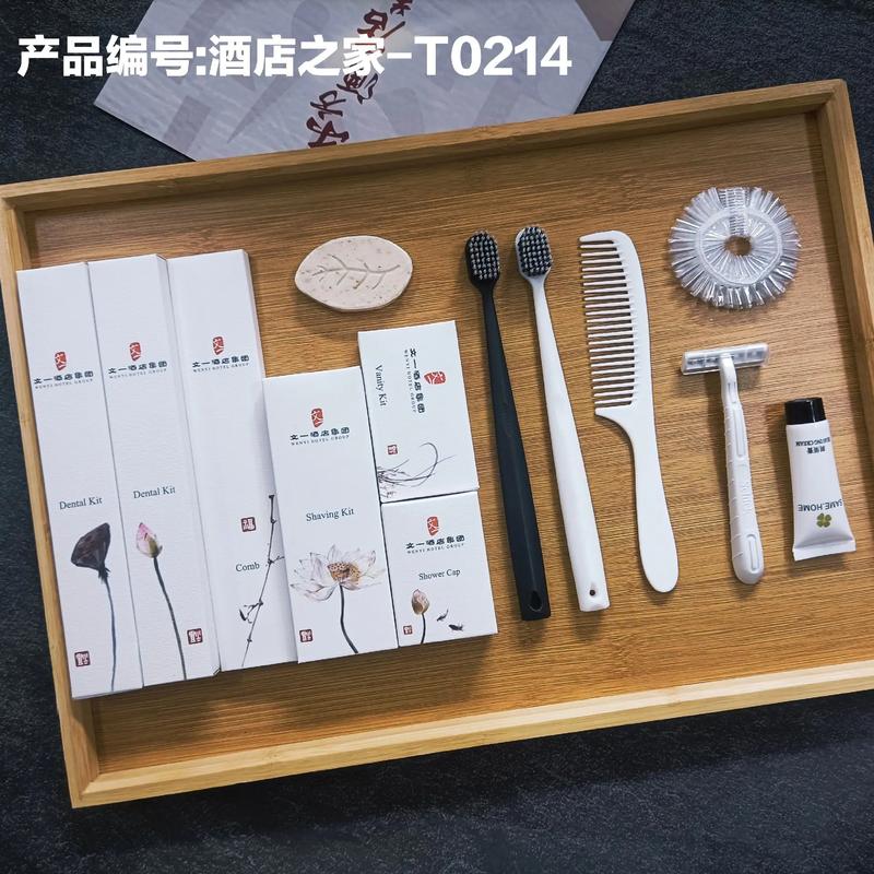 商务礼品定制潮流解析：展现企业实力的艺术
